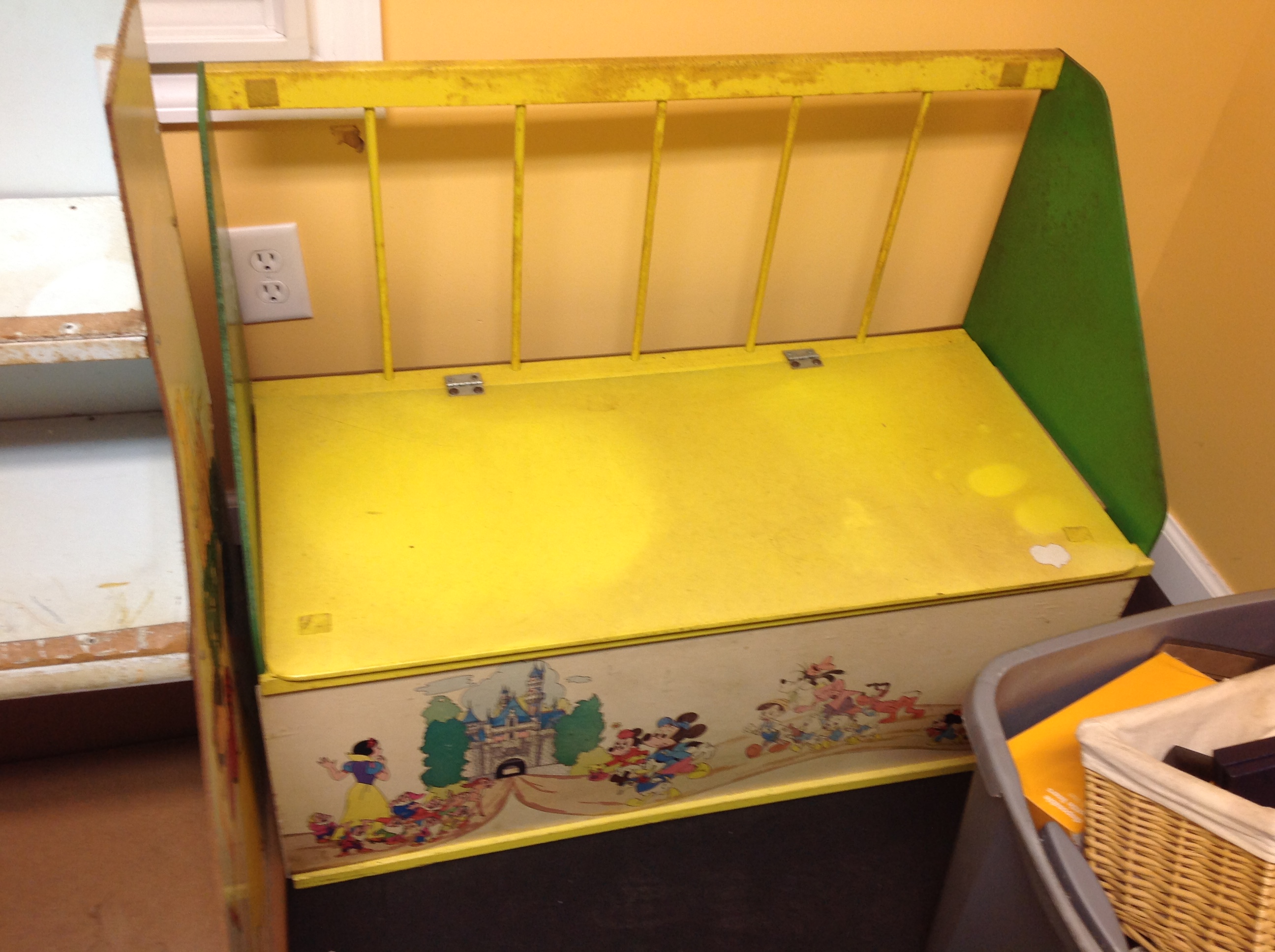 Disney antique/vintage Toy Boxes InstAppraisal